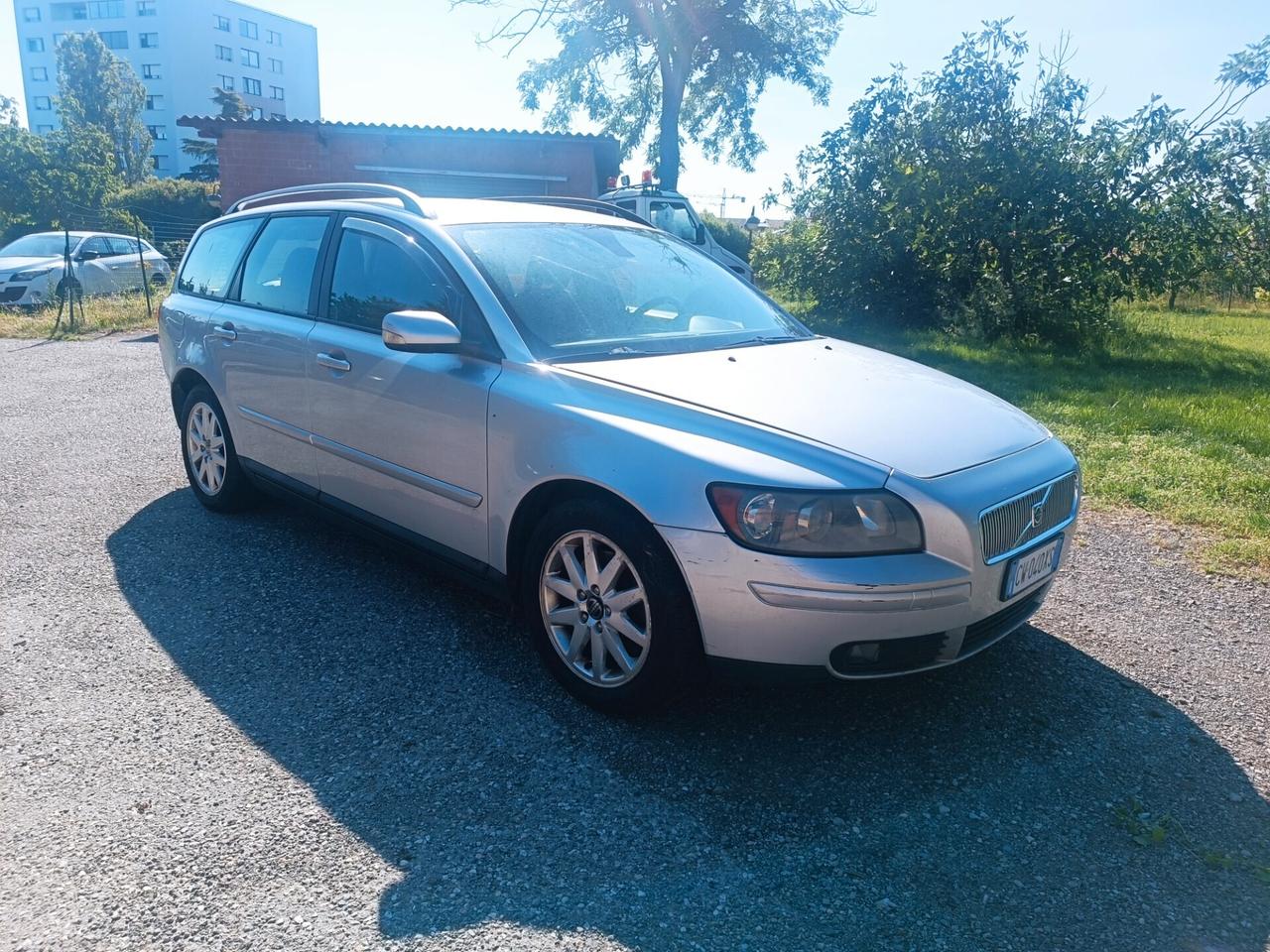 Volvo V50 2.0 D cat Momentum leggi bene