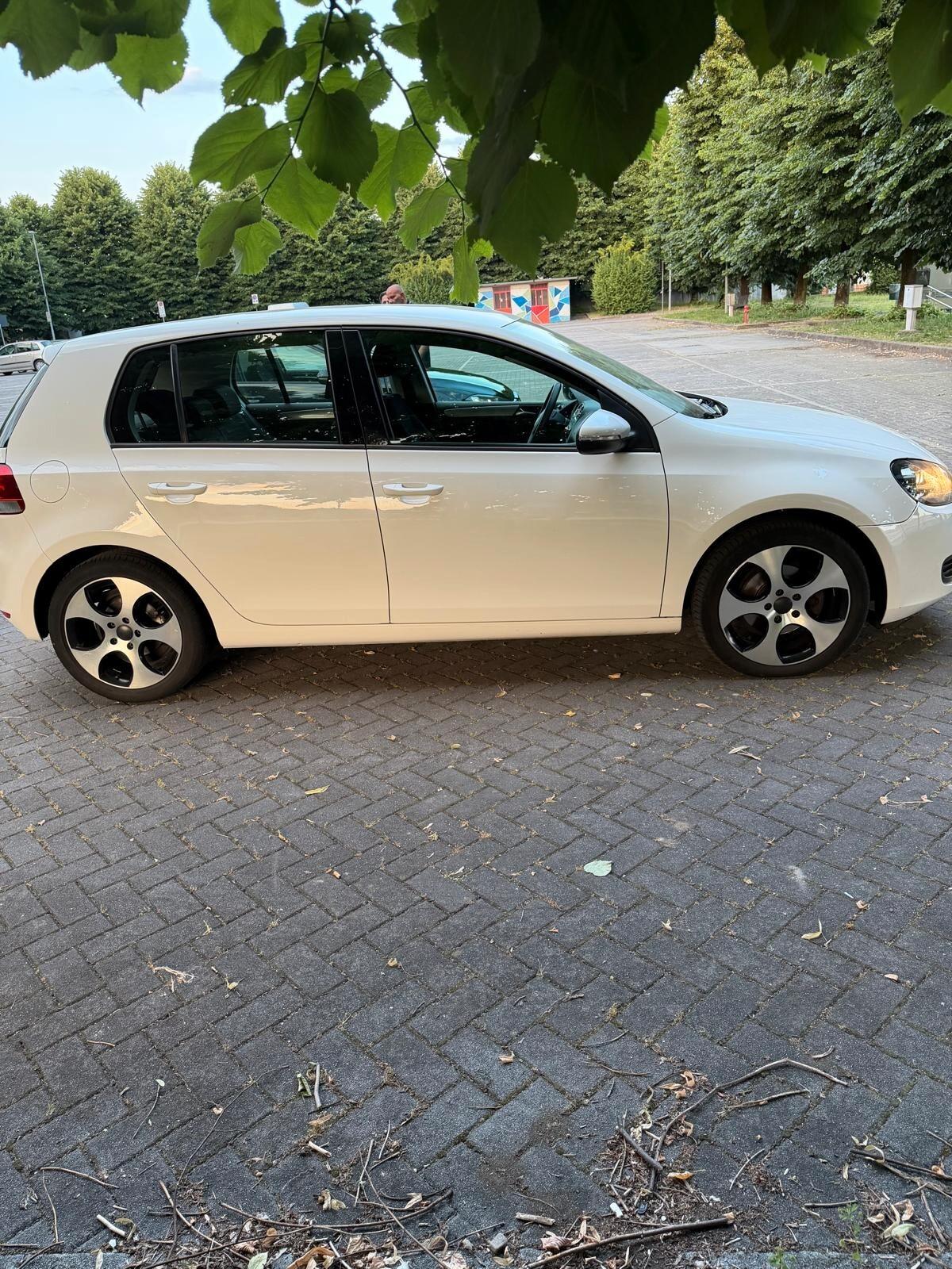 Volkswagen Golf 1.6 TDI DPF 5p. Comfortline