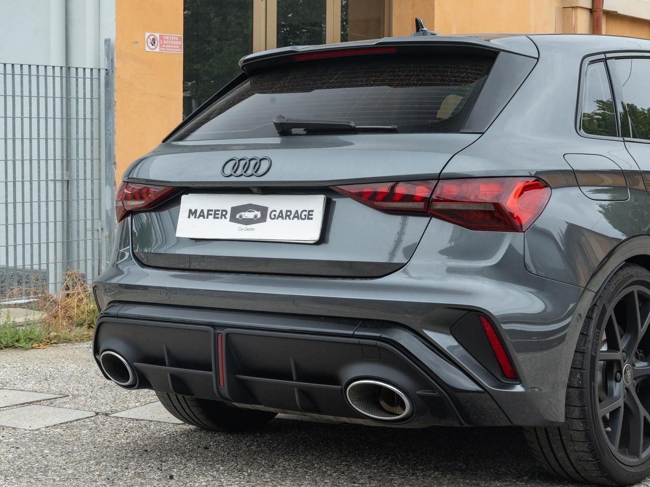 Audi A3 RS 3 SPB TFSI quattro S tronic