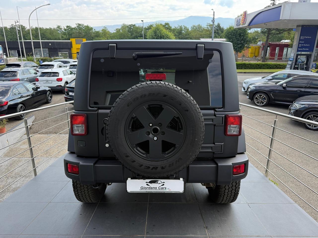 Jeep Wrangler 2.8 CRD DPF Sahara Auto rimessa a nuovo