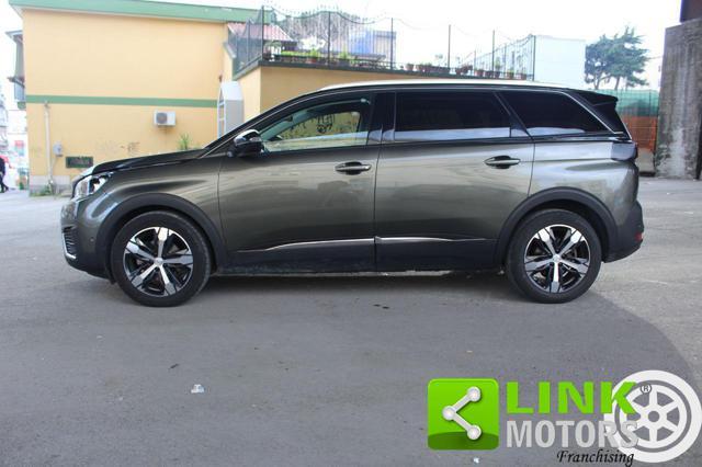 PEUGEOT 5008 BlueHDi 130 S&S Allure