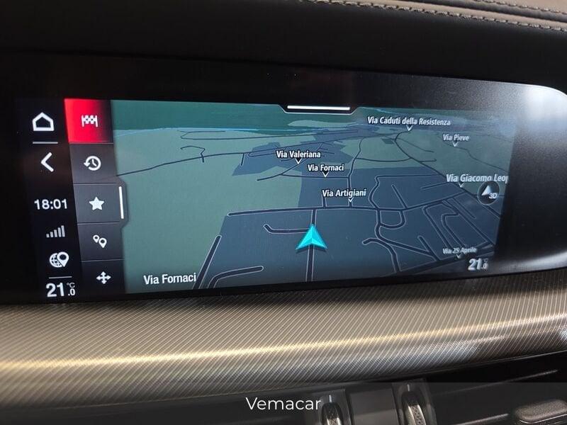 Alfa Romeo Stelvio 2.2 TD 210 CV Veloce AT8 Q4 con 7500euro extra optional