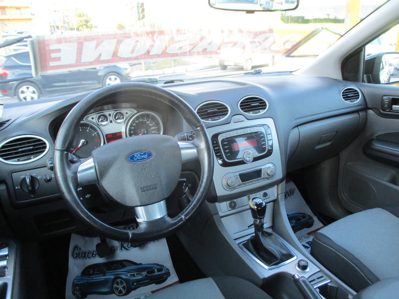 Ford Focus 1.6 (115CV) 5p. Bz.- GPL 2010