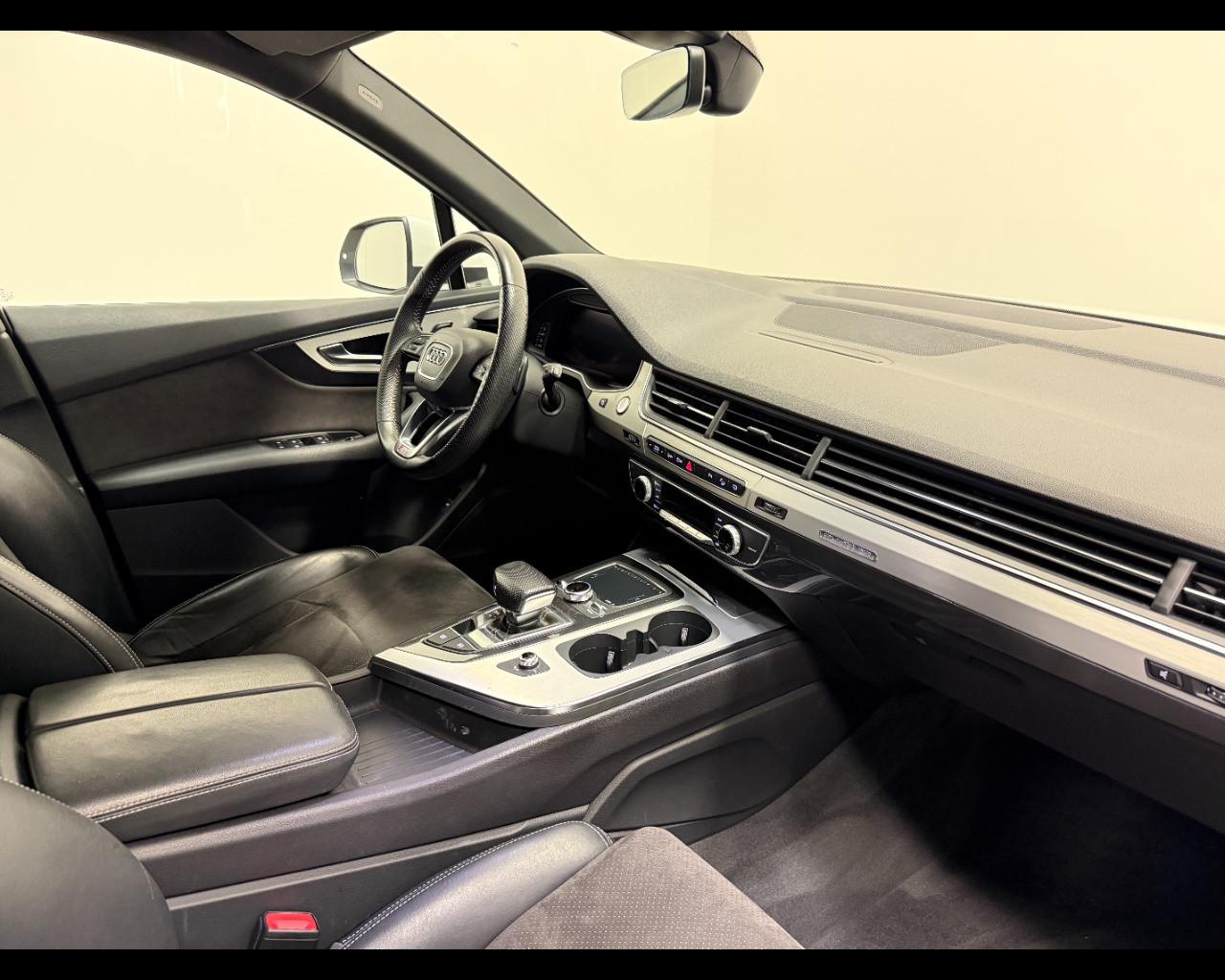 AUDI Q7 3.0 TDI ULTRA QUATTRO TIPTRONIC S LINE EDITION