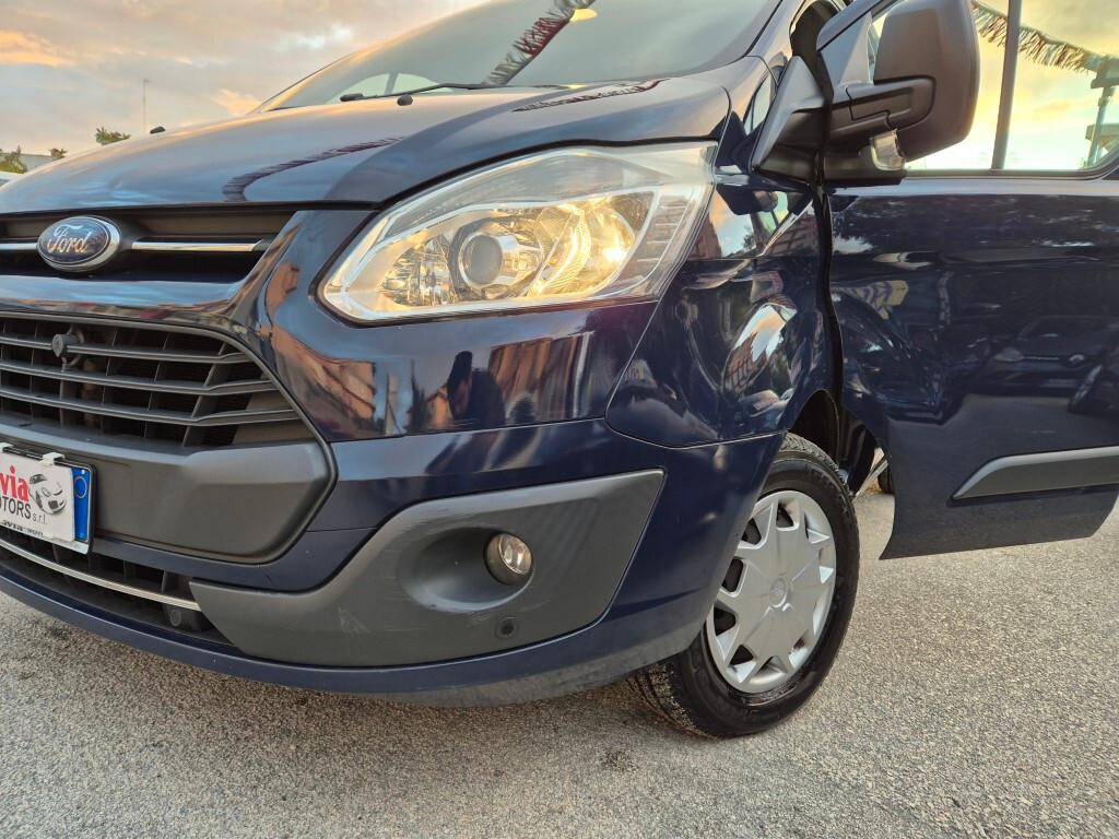 Ford Transit Custom 2.0 TDCi 9 POSTI Combi