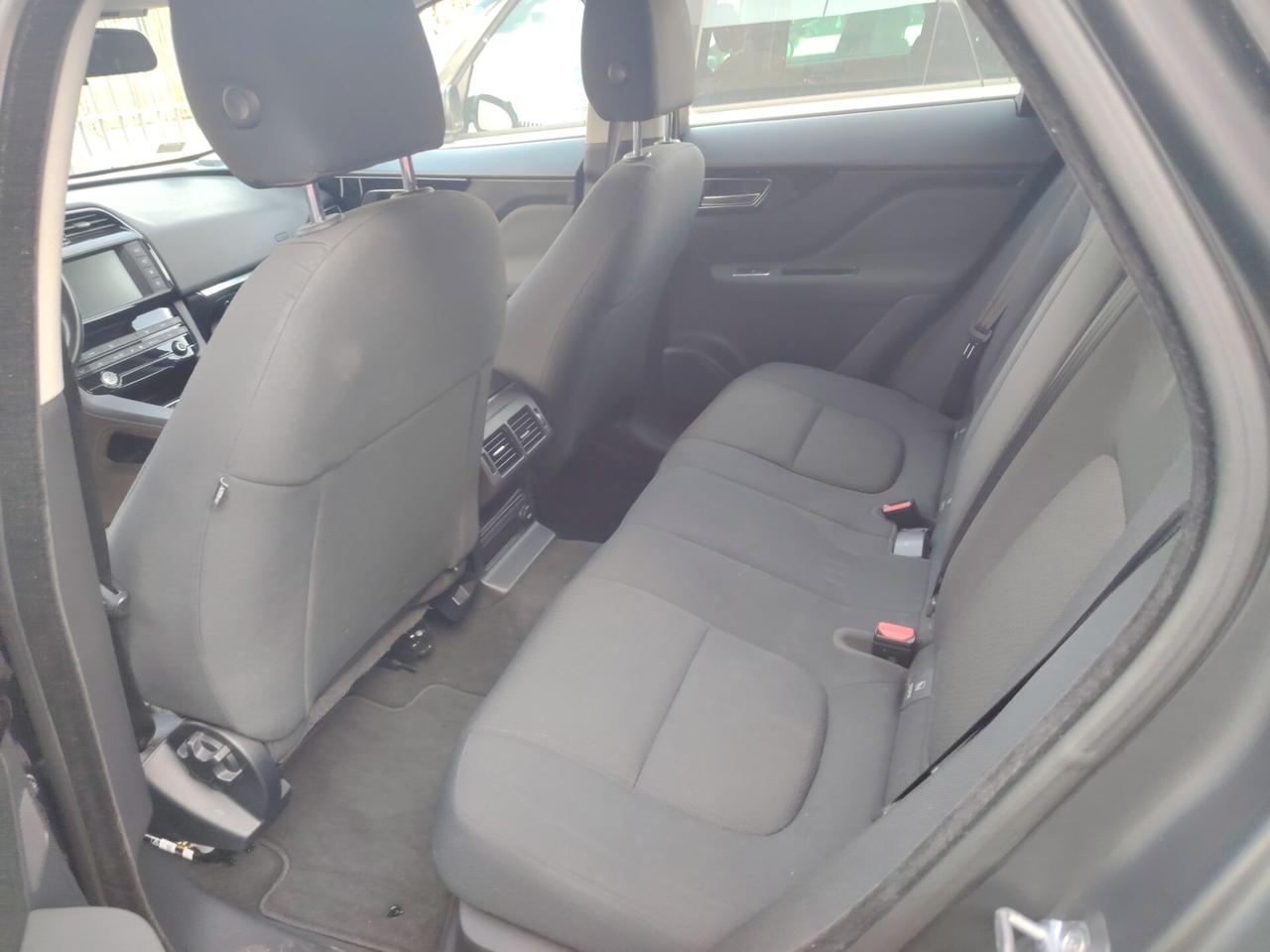Jaguar F-Pace 2.0 D 240 CV AWD aut. Pure
