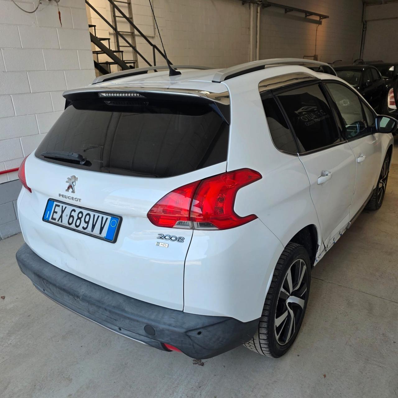 Peugeot 2008 1.6 e-HDi 92 CV Stop&Start Allure