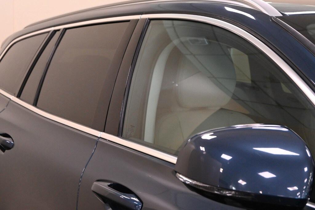 VOLVO V60 (2018-->) V60 D4 Geartronic Inscription
