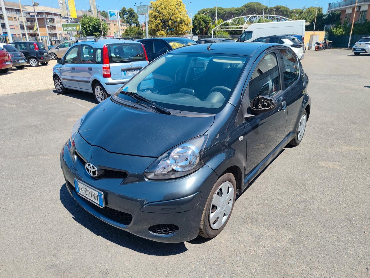 Toyota Aygo 1.0 5 porte Now Connect !24.000 km!
