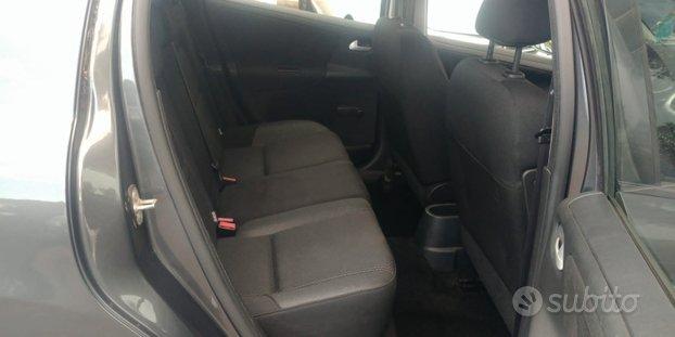 Peugeot 207 1.4 HDi 70CV 5 porte NEO PATENTATI CLIMA MULTIFUNZIONE COMANDI VOLANTE
