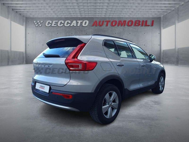 Volvo XC40 2023 1.5 t2 Essential auto