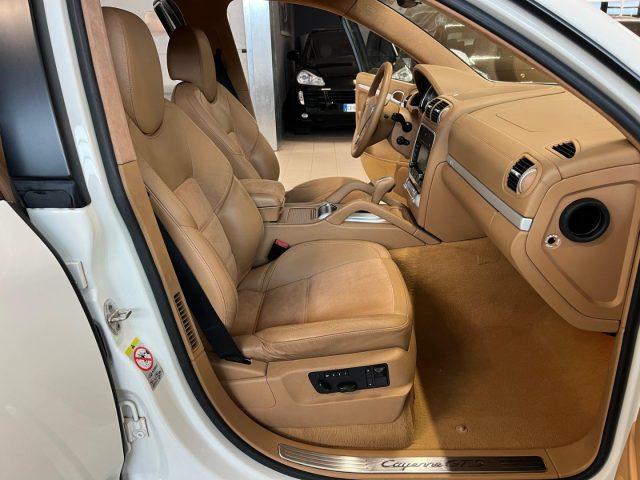 PORSCHE Cayenne GTS 4.8 405CV BIANCA & BEIGE ! SERVICE PORSCHE !