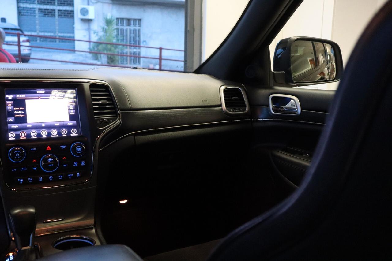 Jeep Grand Cherokee 3.0 V6 CRD 250 Multijet II S Model