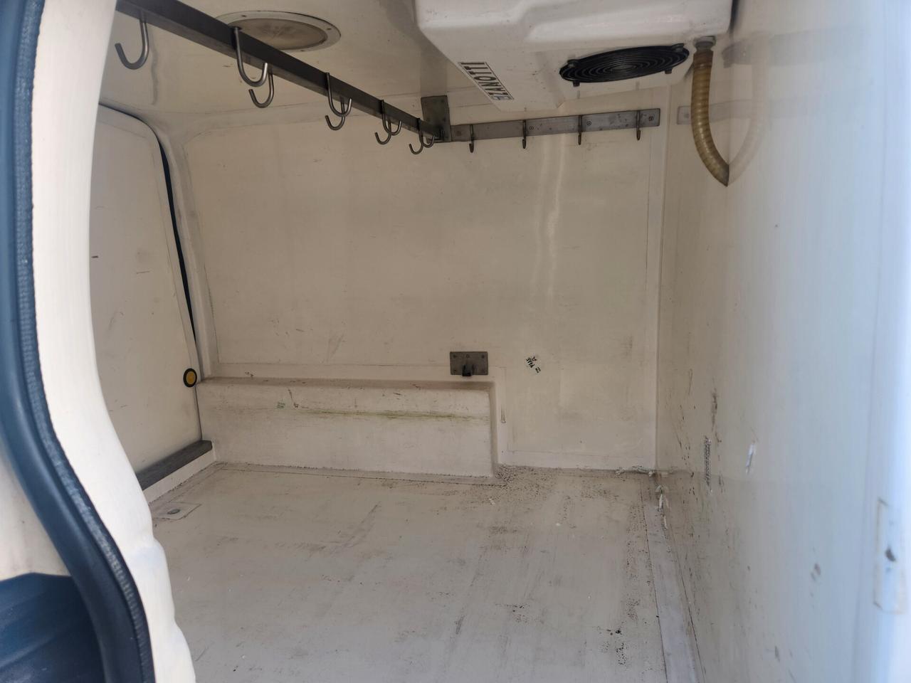Ford Transit Connect COIBENTATO FRIGO