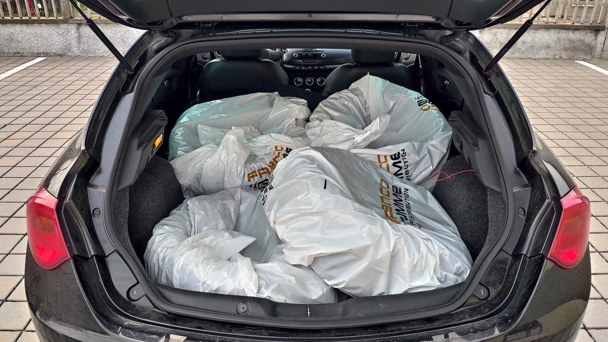 ALFA ROMEO Giulietta SOLO PER COMMERCIANTI AUTO SENZA GARANZIA