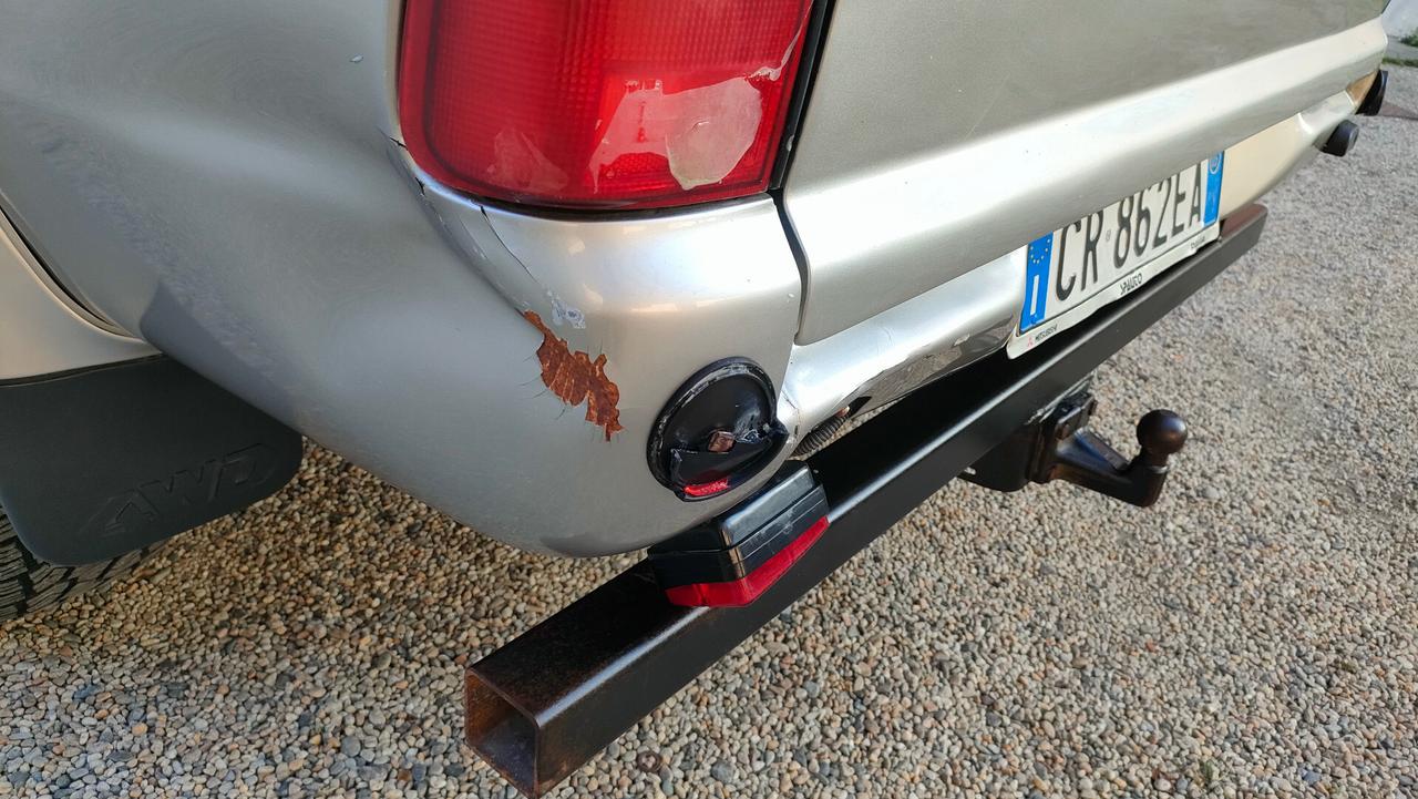 Mitsubishi L200 2.5 TD Aut Gancio 4WD Double Cab