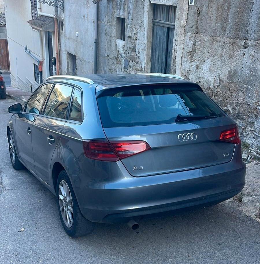 Audi A3 SPB 1.6 TDI 105 CV CR S tronic Ambition