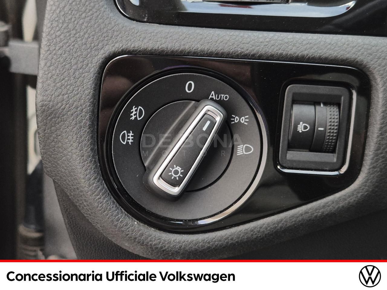 Volkswagen Golf 5p 1.6 tdi highline