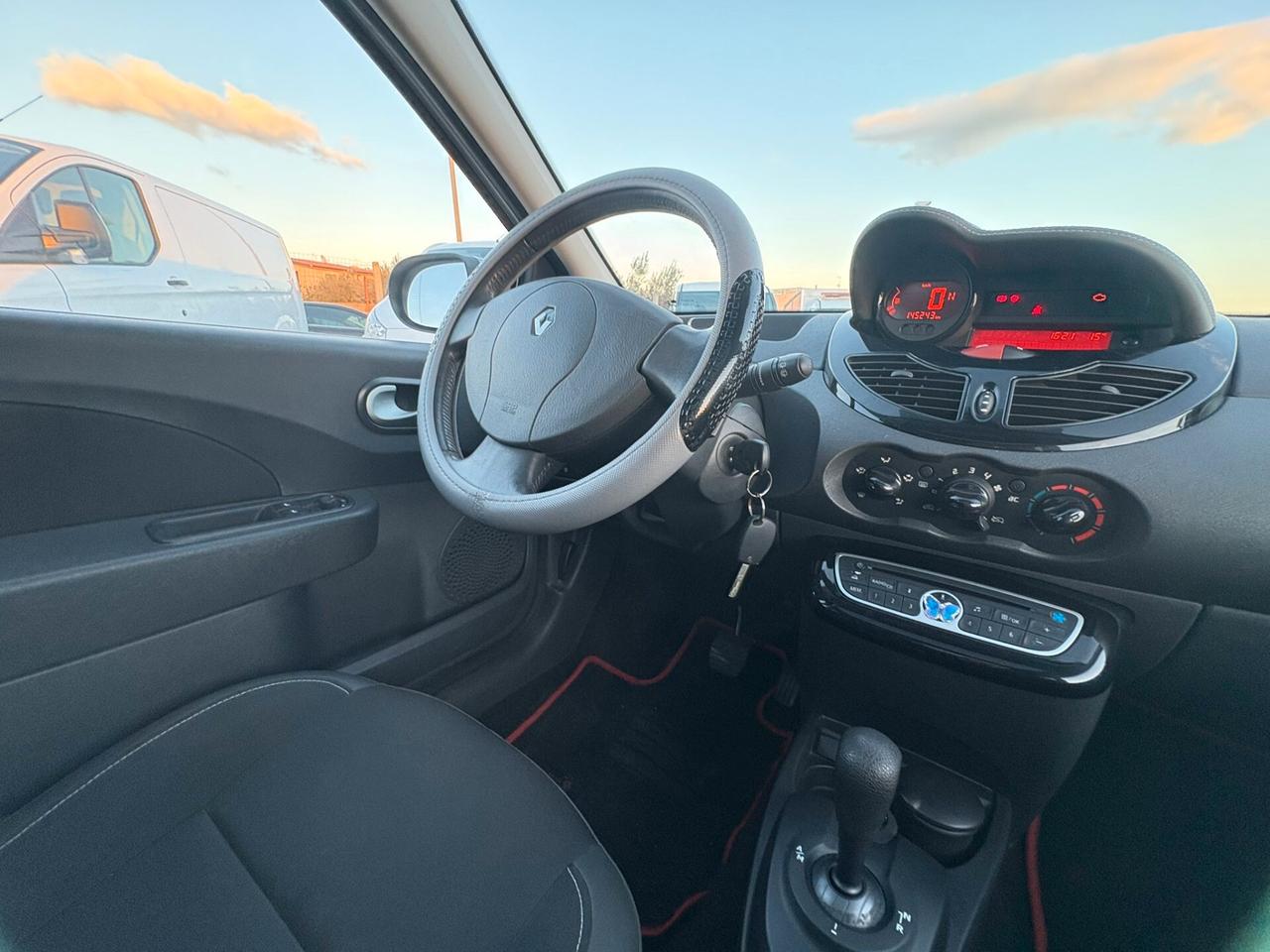 Renault Twingo 1.2 16V BVR Live