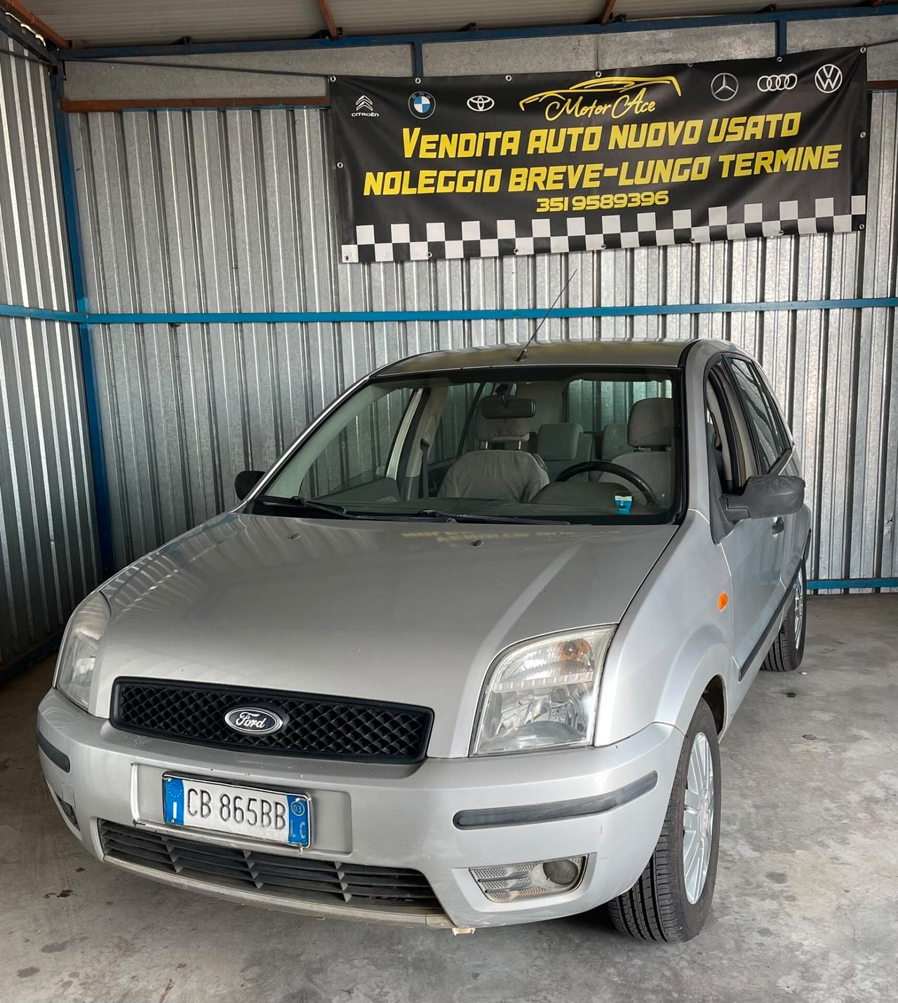 FORD FUSION UNICO PROPRIETARIO NEOPATENTATI