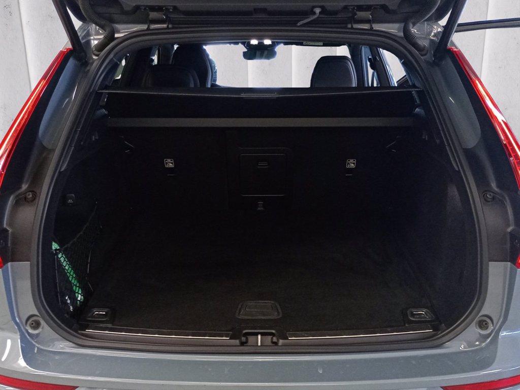 VOLVO XC60 2.0 b4 R-design awd auto del 2022