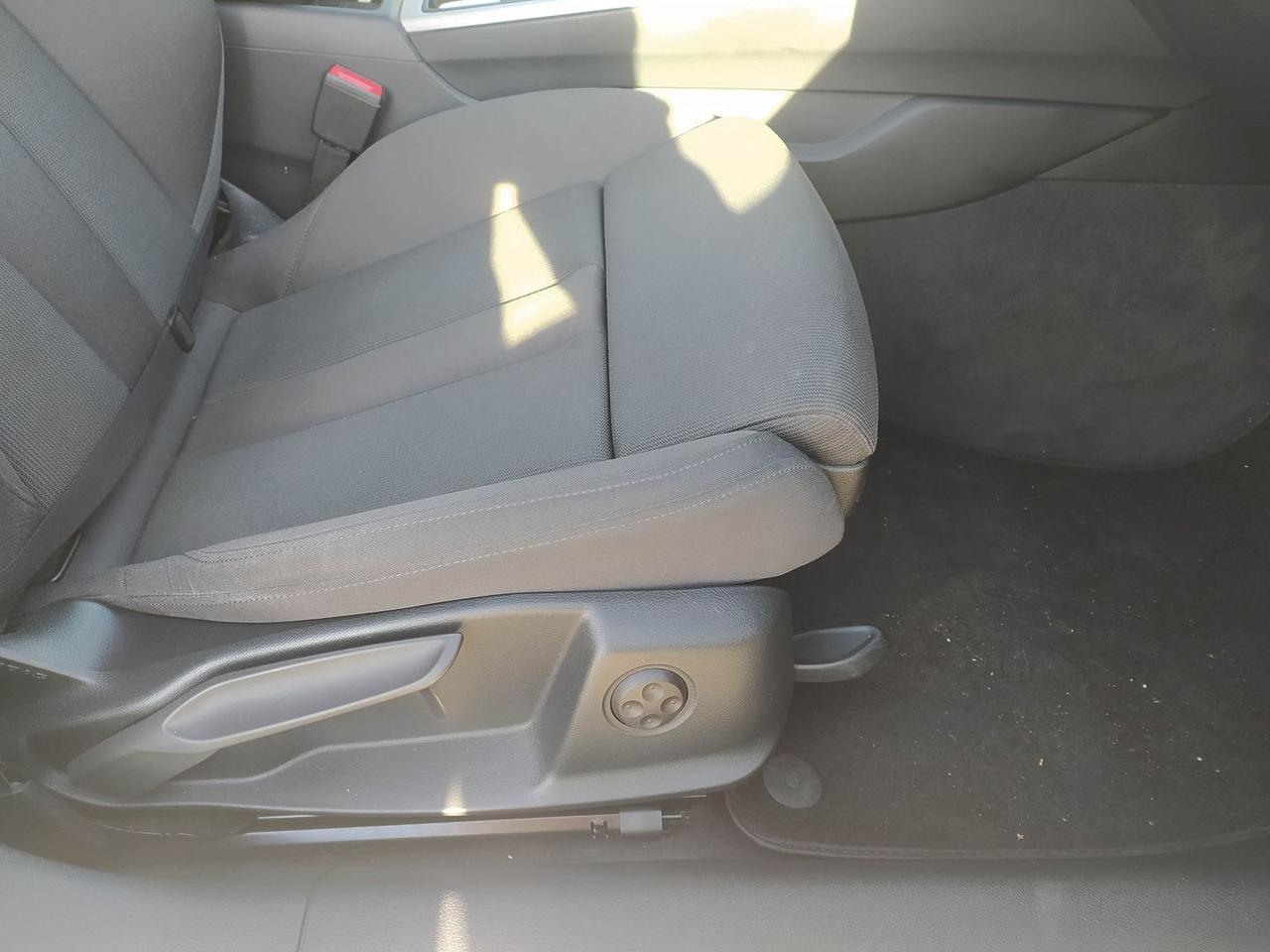 Audi A4 Business Advanced 2.0 35 TDI MHEV #8151