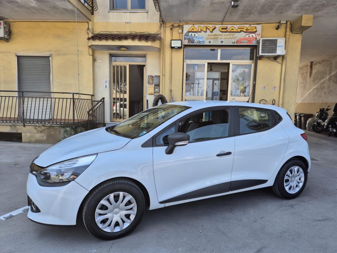 Renault Clio 1.5 dCi 8V 75CV 5 porte Van autocarro