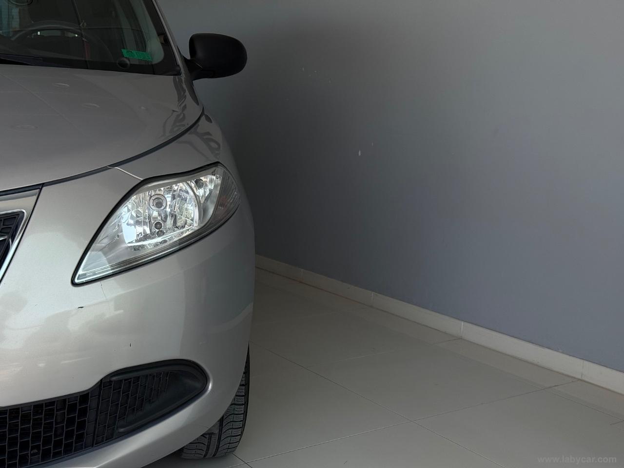 LANCIA Ypsilon 0.9 T.Air 85CV 5p. Met.Ec. Gold