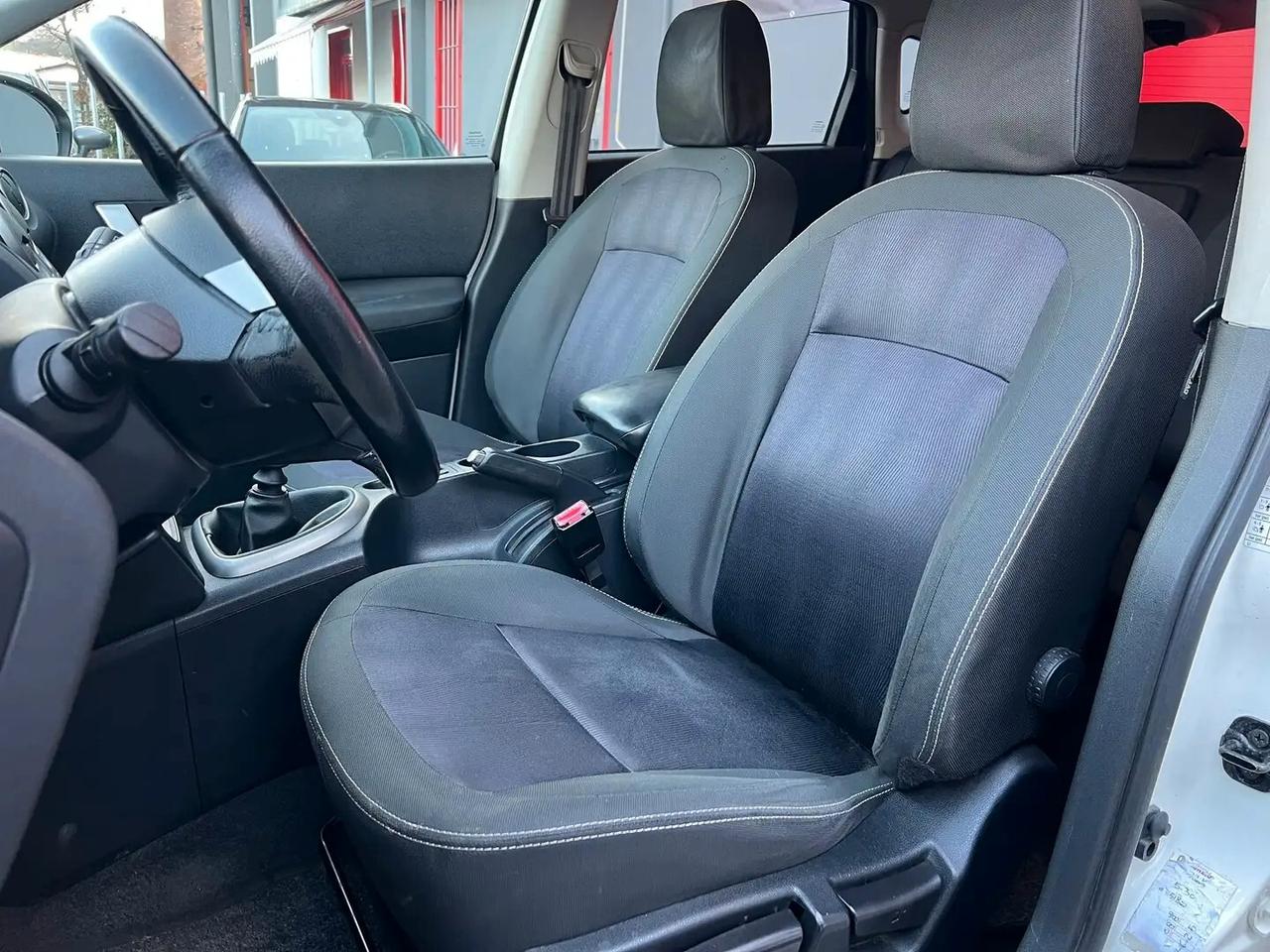 Nissan Qashqai 1.5 dCi DPF 360