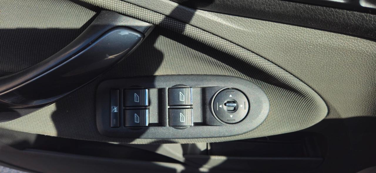 Ford Kuga 2.0 TDCi 136CV 4WD Titanium