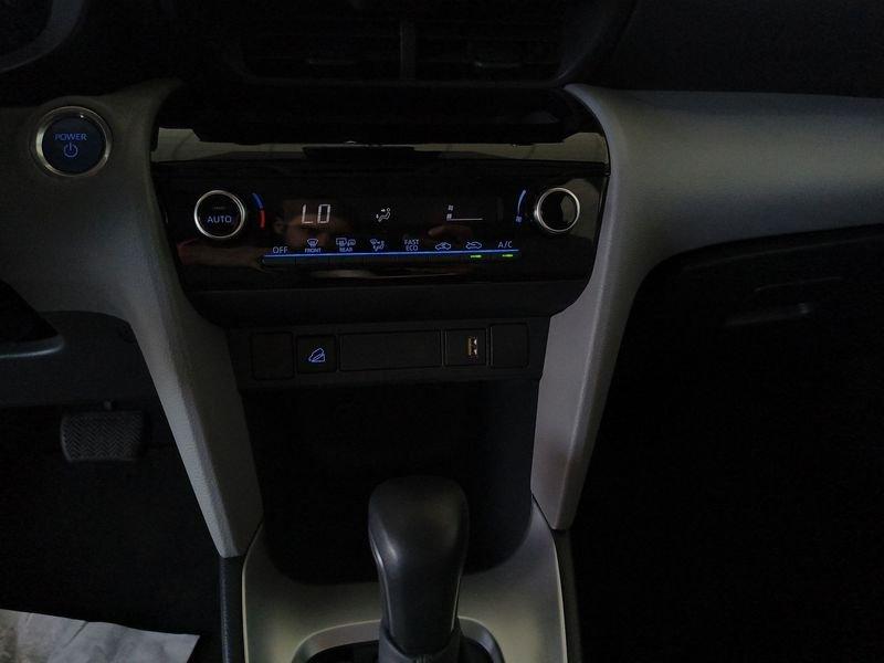 Toyota Yaris Cross 1.5H 116 CV E-CVT Active AWD NEOPATENTATI