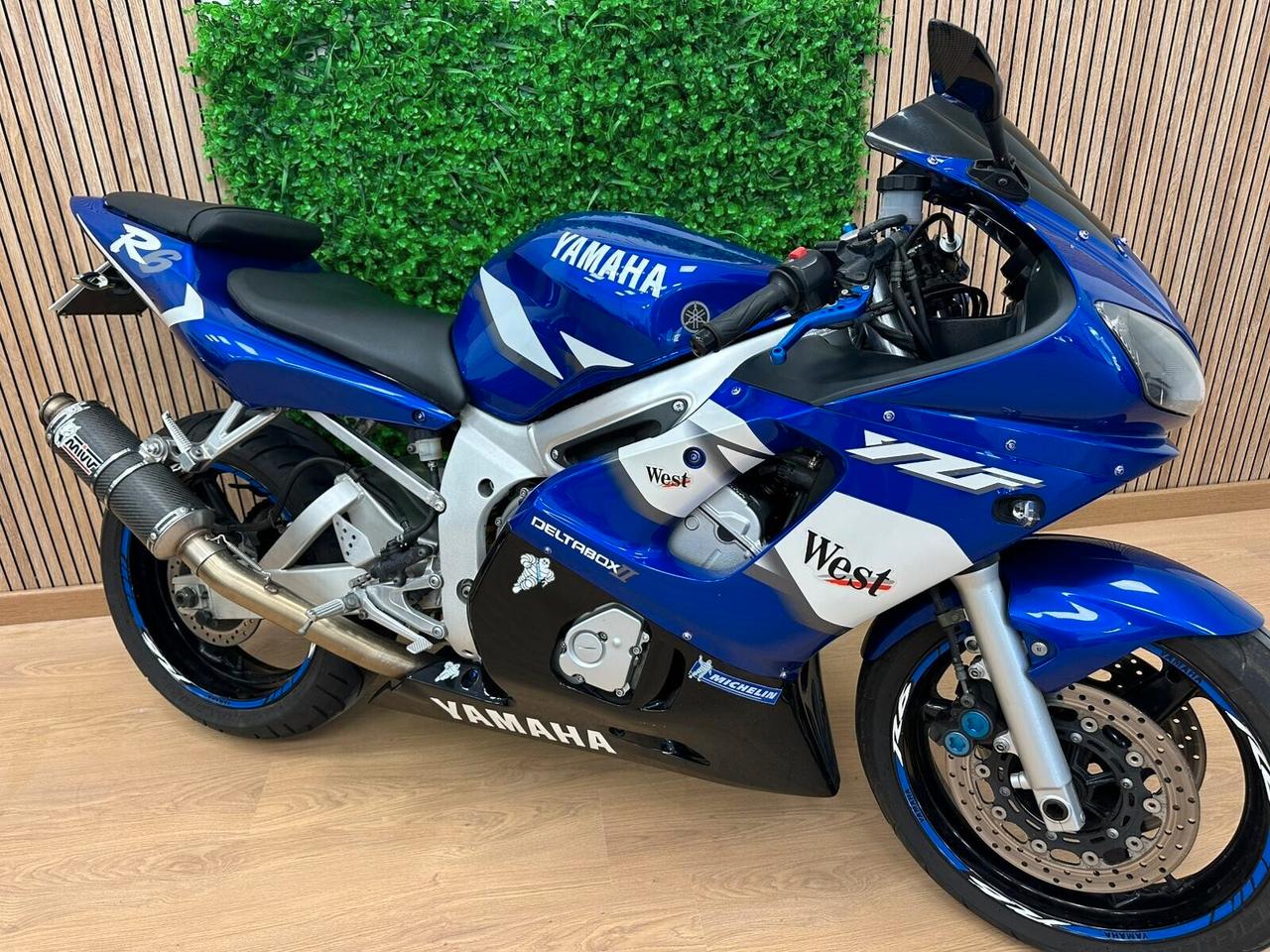 YAMAHA YZF R6 - 30.800KM - NUOVISSIMA - SCARICO MIVV