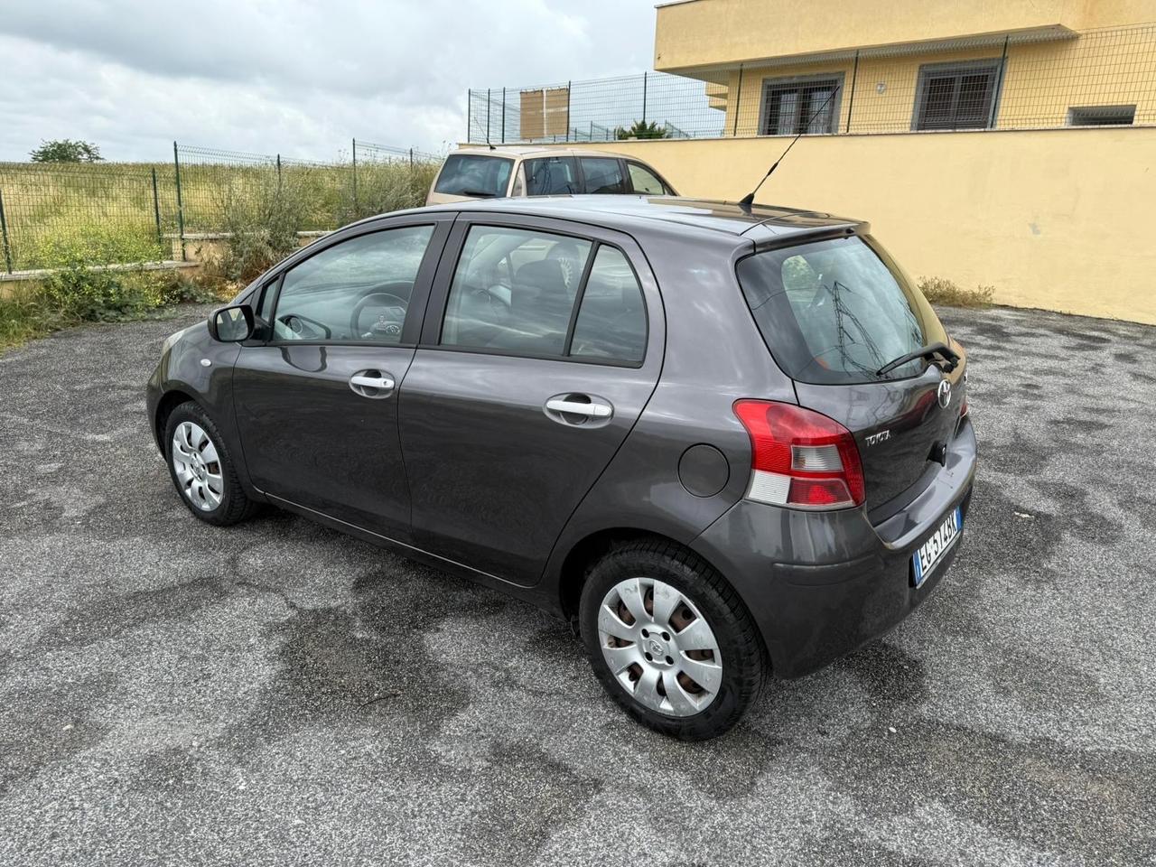 Toyota Yaris 1.4 D-4D DPF 5 porte Sol