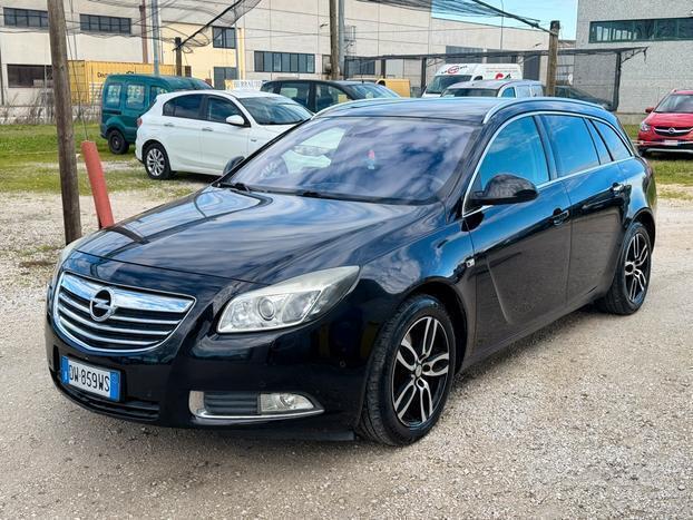 Opel Insignia 2.0 CDTI 4 porte