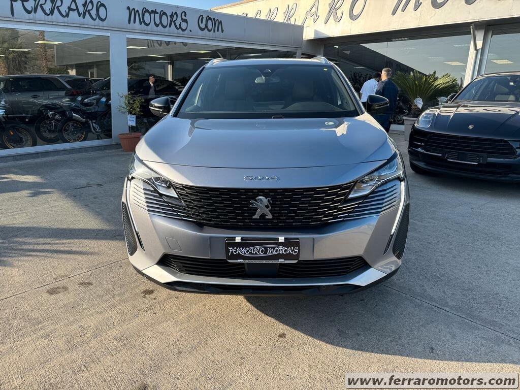 Peugeot 5008 7 posti 1.5 allure 130cv km0 iva esposta