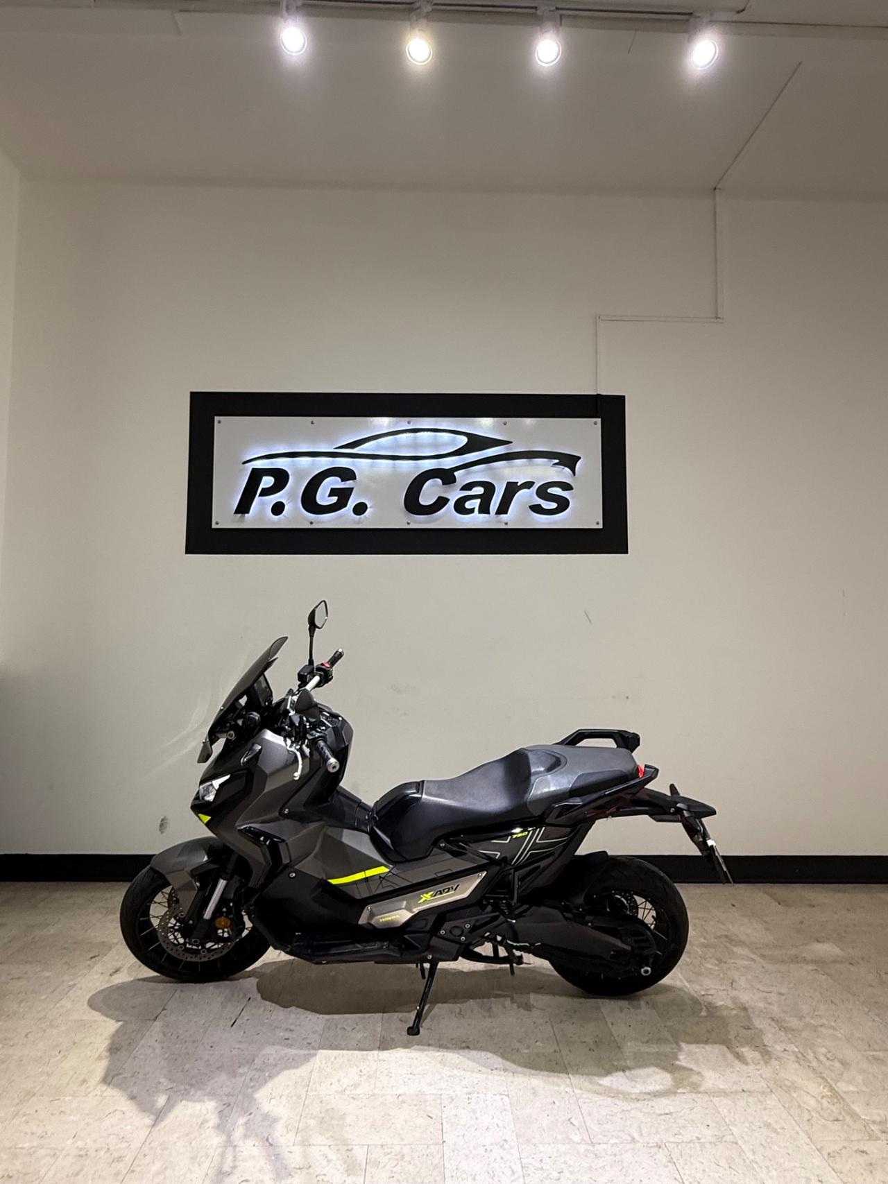 Honda X-ADV 750 Top