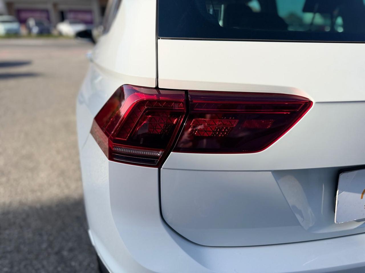 Volkswagen Tiguan Executive 2.0 TDI  #10873