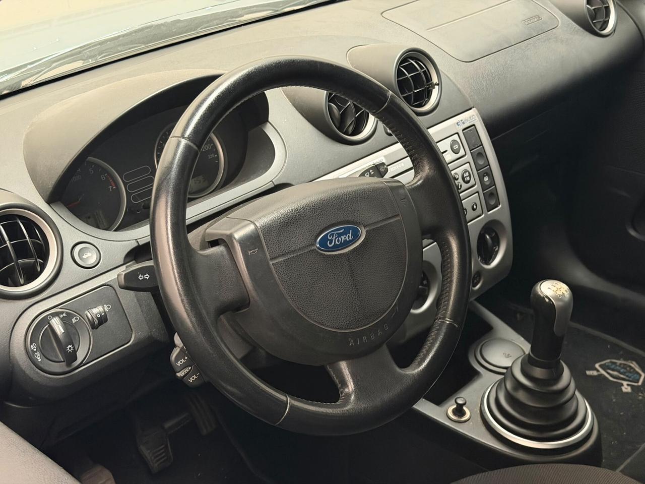 Ford Fiesta 1.2 16V 5p. Collection