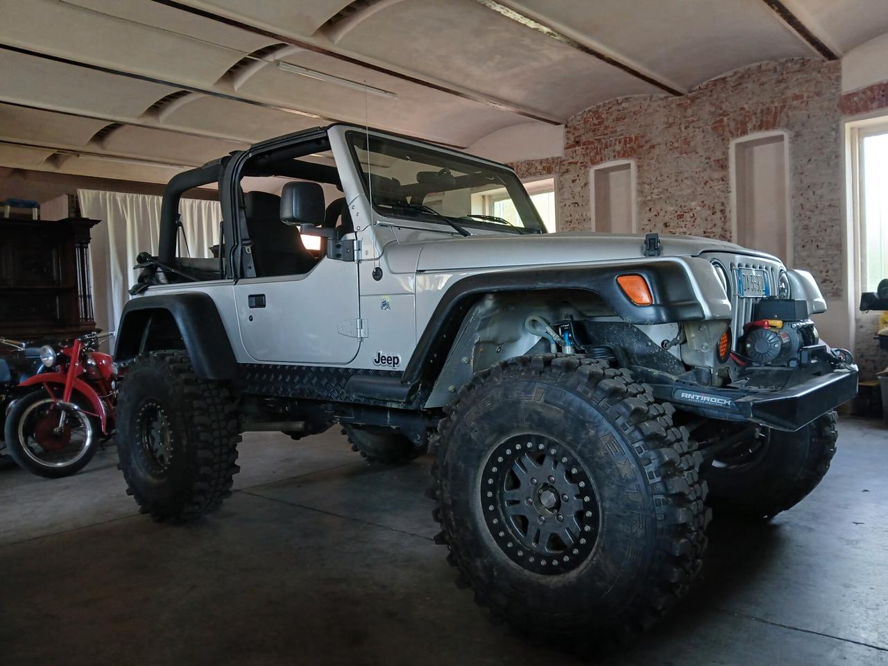 Jeep Wrangler 4.0 cat Sport by Acerni Ponti gr