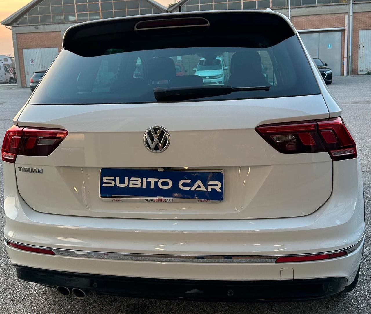 Volkswagen Tiguan 2.0 TDI DSG R-LINE