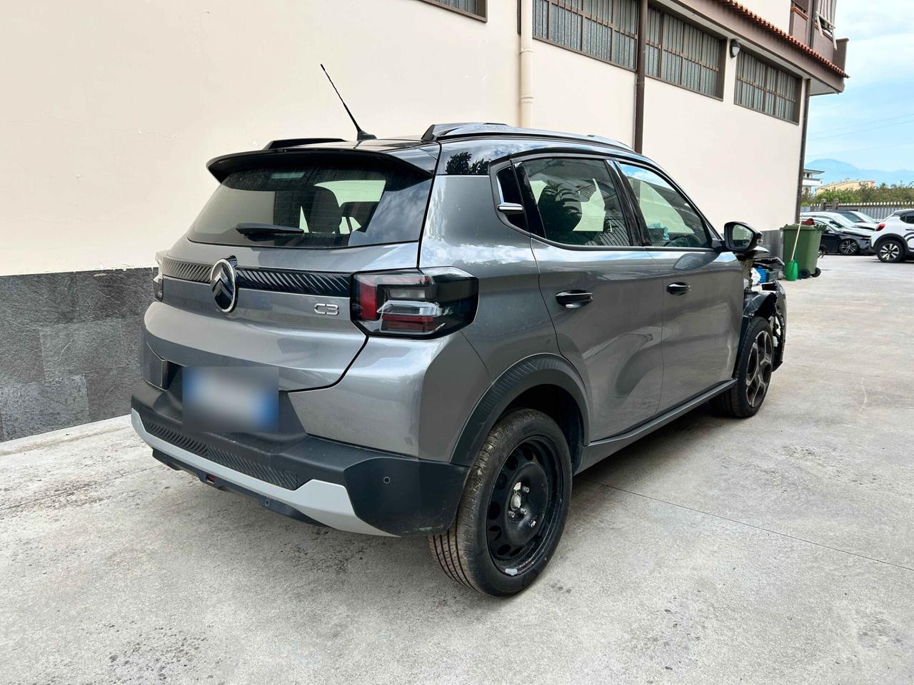 Citroen C3 1.2 Benzina 100CV - 2025 Incidentata
