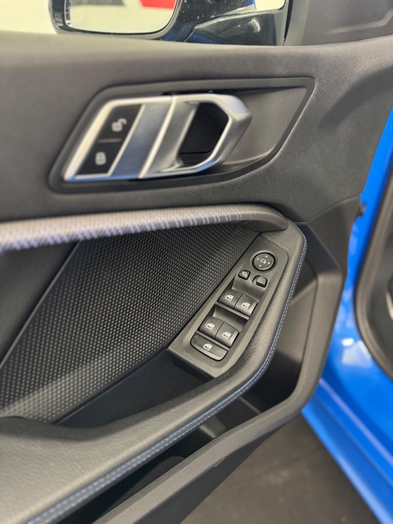 Bmw 116 116i 5p. Msport Tetto apribile