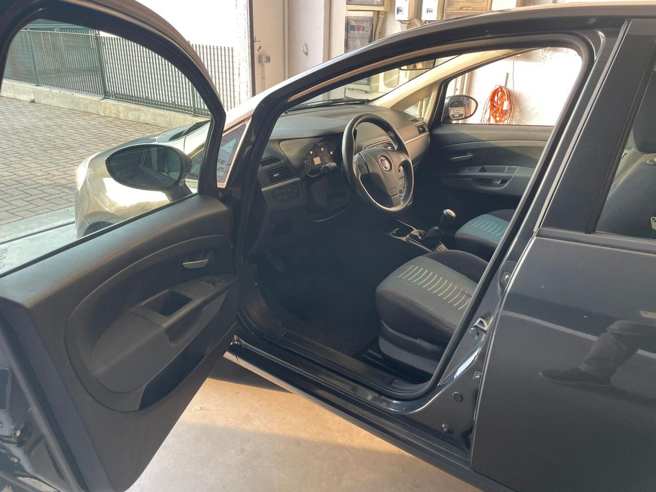 Fiat Grande Punto 1.3 MJT 75 CV 5 porte Fun