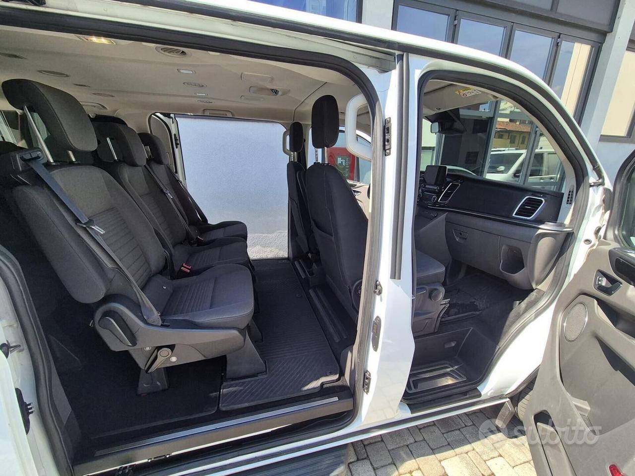 Ford Tourneo Custom AUT 2.0 TDCi 130CV LH2 TITANIU