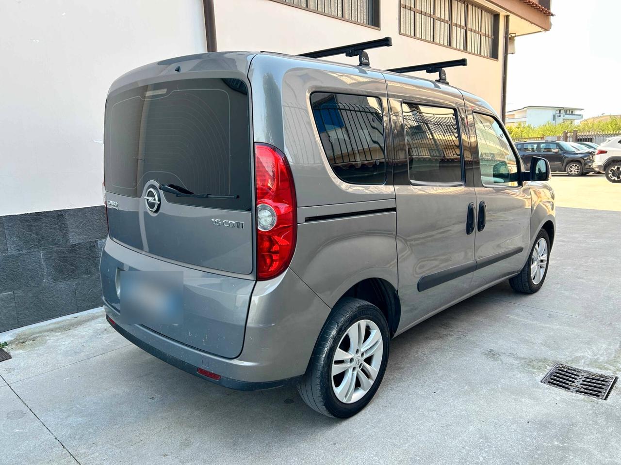 Opel Combo 1.6 CDTi 105CV - 2013
