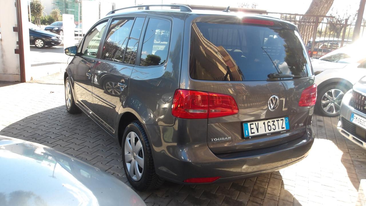 VOLKSWAGEN TOURAN 1.6 MTJ-7 POSTI-PREZZO PROMO!