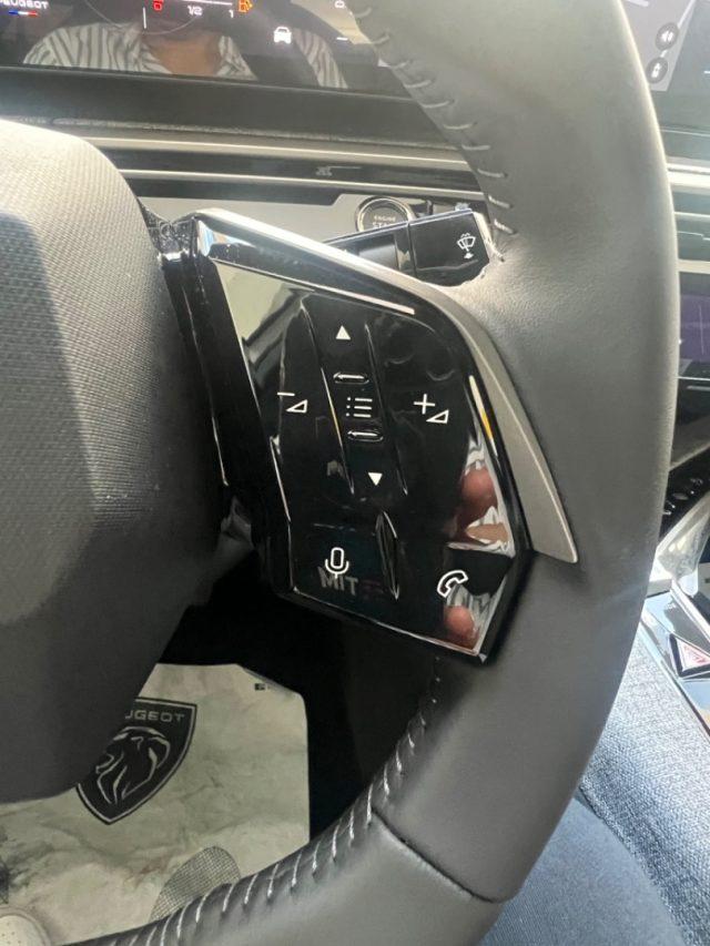 PEUGEOT 3008 Hybrid 136 e-DCS6 Allure tua da ?379,00 mensili