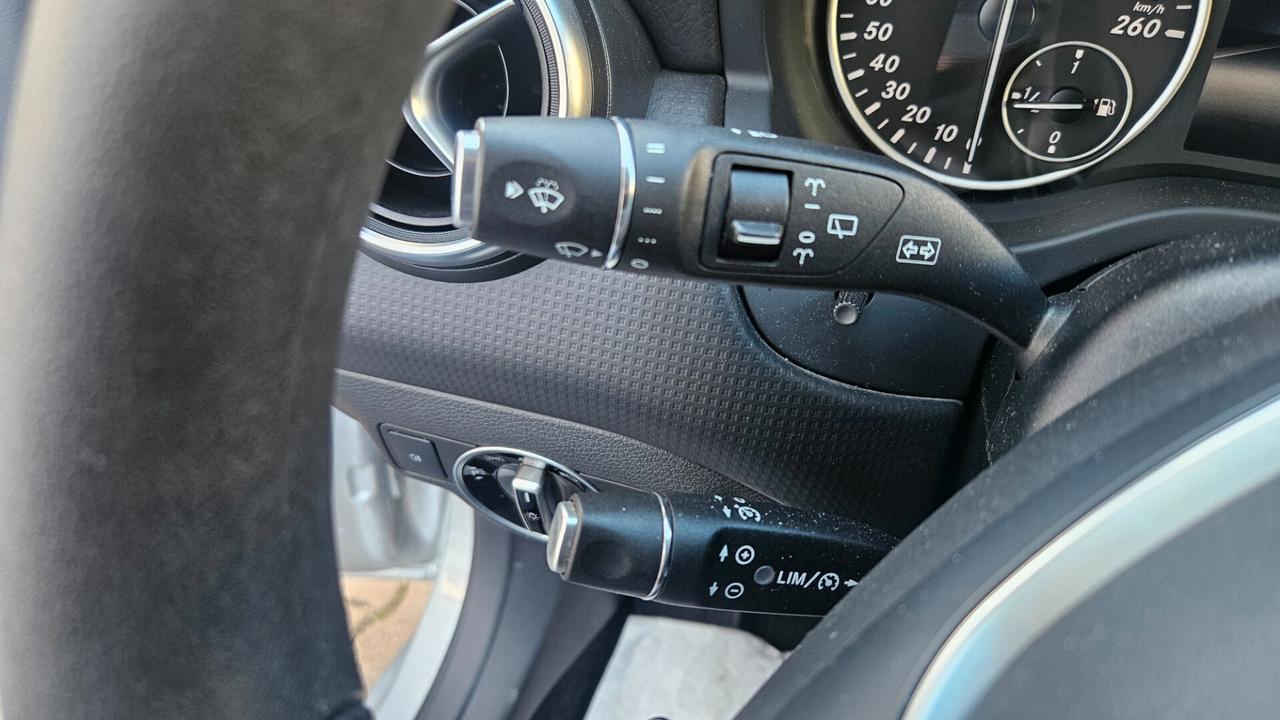 Mercedes-benz A 180 cdi Sport auto 69.000 KM- NAVY-CAMERA