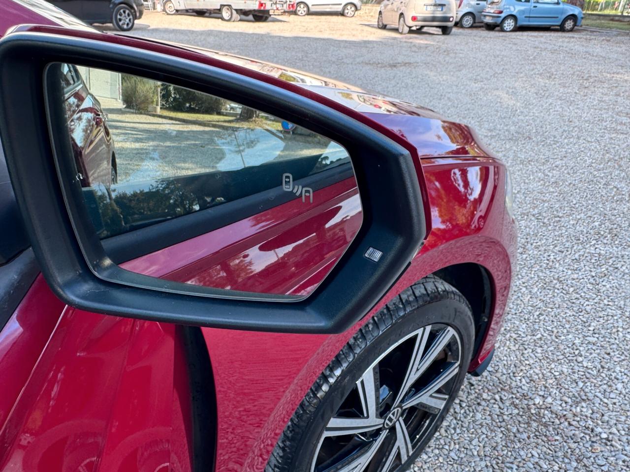 VW Polo 1.0 TSI R-Line Benzina