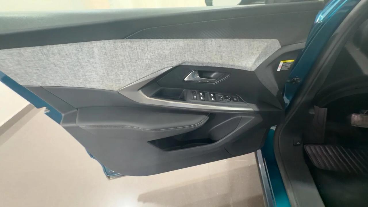 Peugeot 5008 Hybrid 145 e-DCS6 Allure